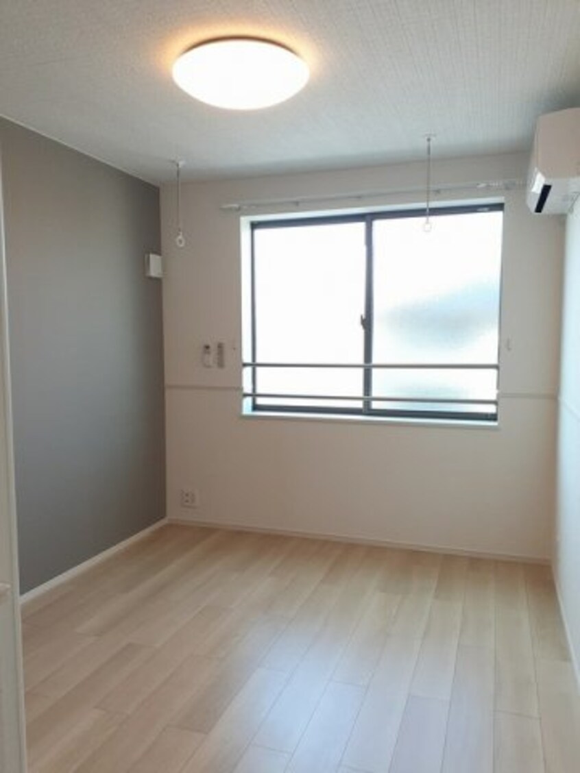  ネオ・コンフォルト