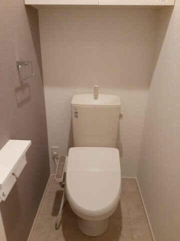  ネオ・コンフォルト