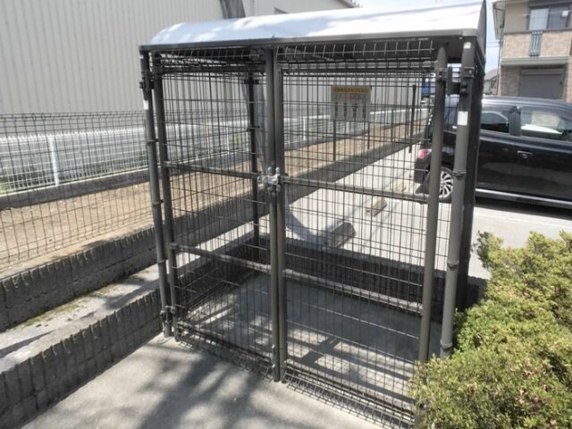 敷地内ごみステーション パレット Ｂ