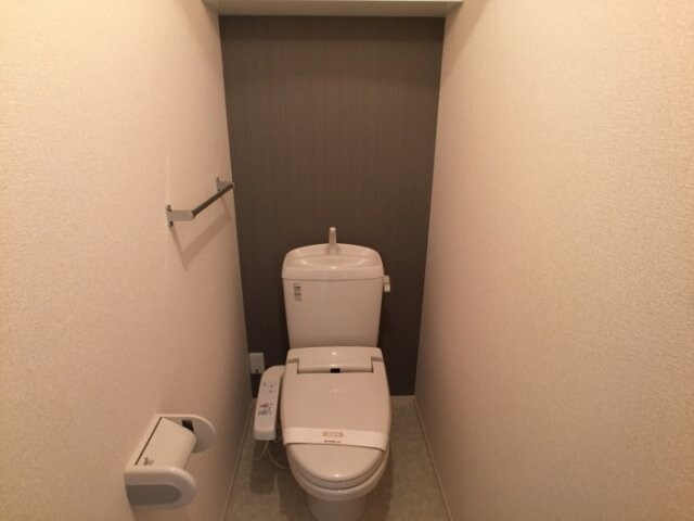 温水洗浄暖房便座 シャルムトロン Ｃ