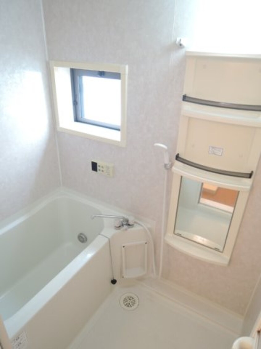 バス／シャワールーム等 ローズコート宮の内 Ａ