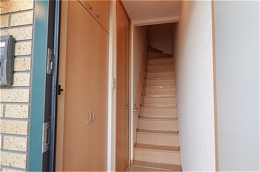 トールサイズのシューズボックスと収納 アルテール･ヒルズ Ｂ