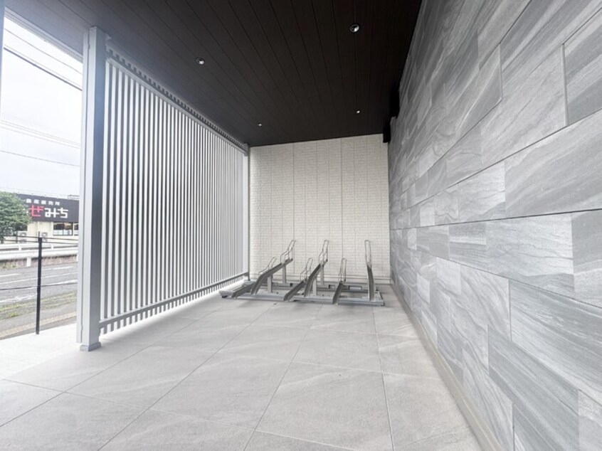 駐輪場 D-GLANZ WEST