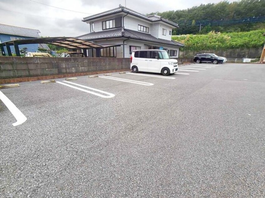 駐車場 クレスト Ⅱ