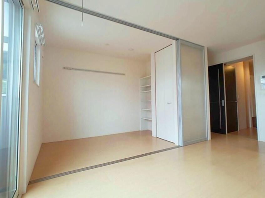 洋室 クレスト Ⅱ