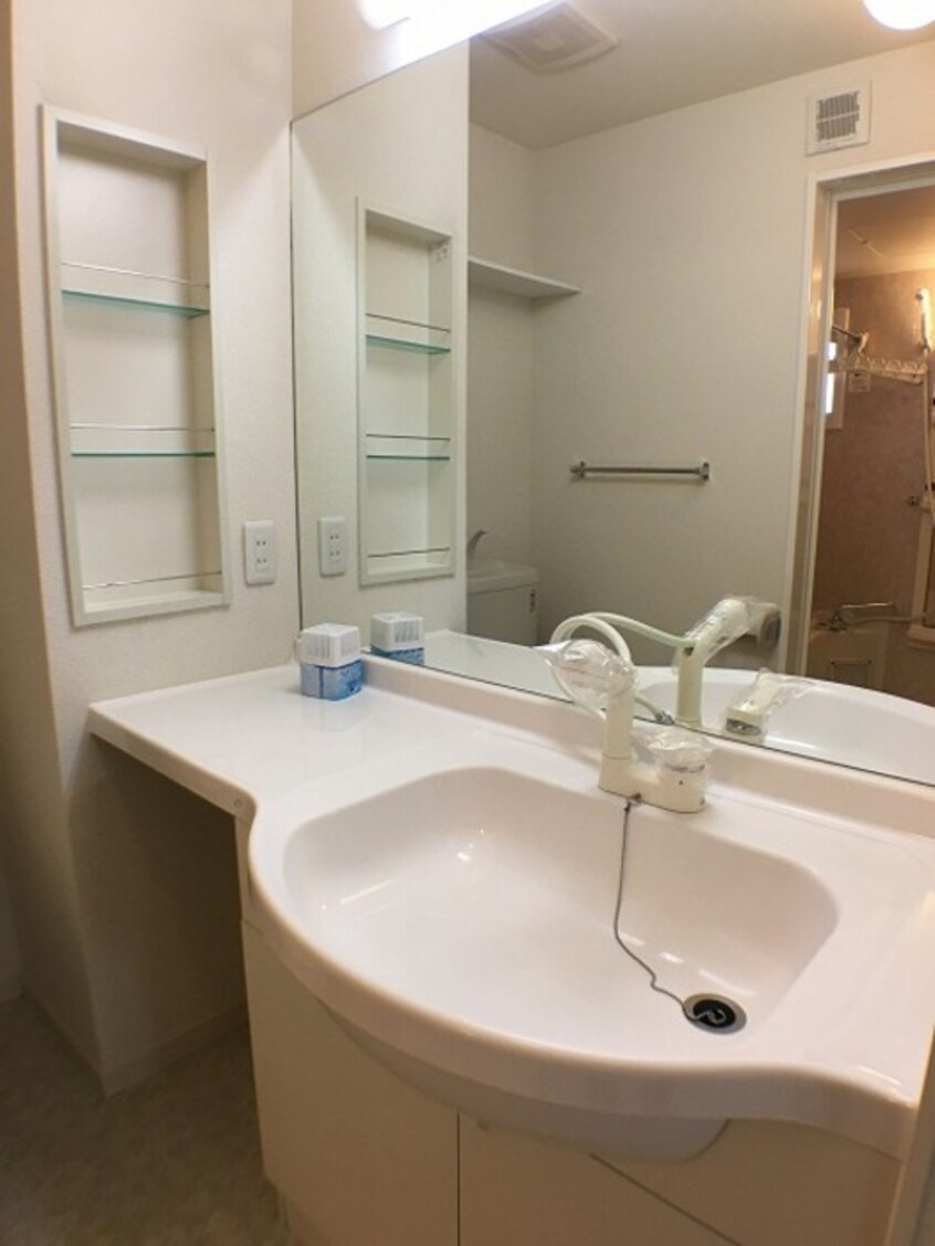 洗面所 ルシール若松原