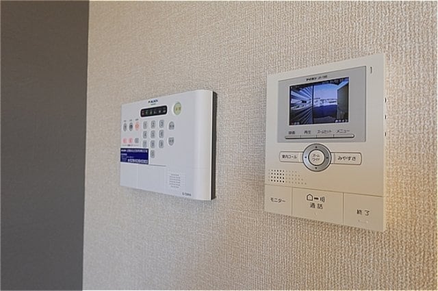 ホームセキュリティと録画機能付きカラーモニターインターホン ステラ コート若草 Ａ