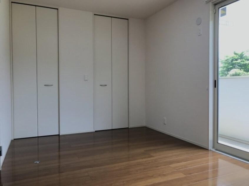 洋室・７．５帖 エフ・イースト