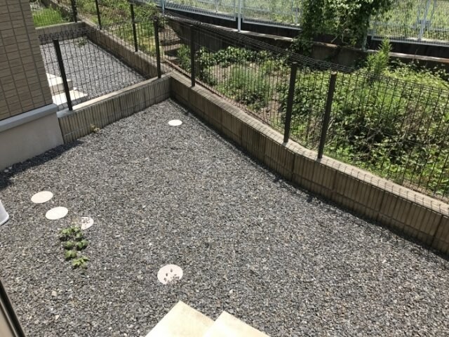 専用庭 エフ・イースト