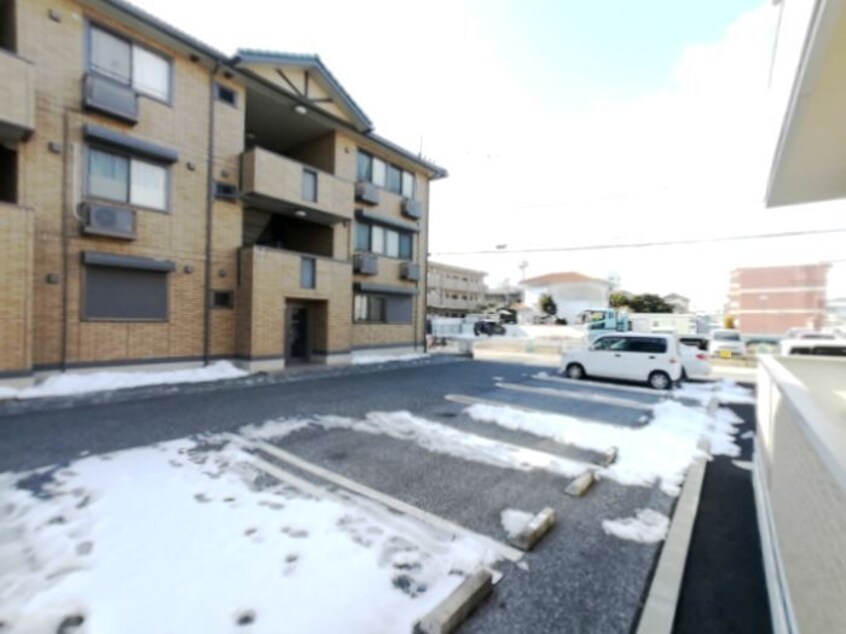 駐車場 パステルコート