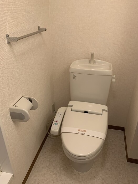 温水洗浄暖房便座のトイレ サニーウェル Ｂ