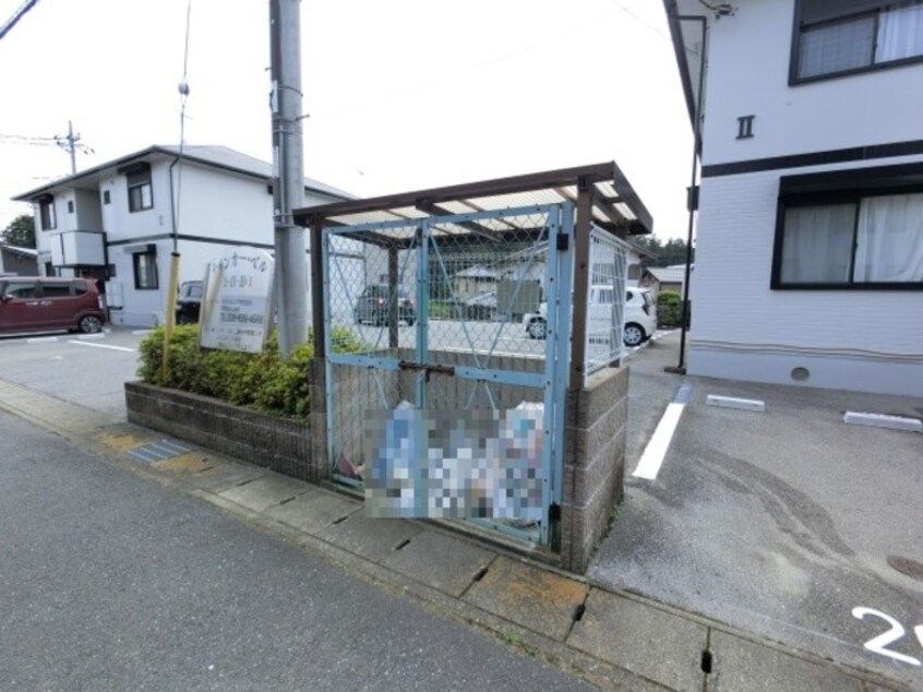 敷地内ごみステーション ティンカー・ベル Ⅱ
