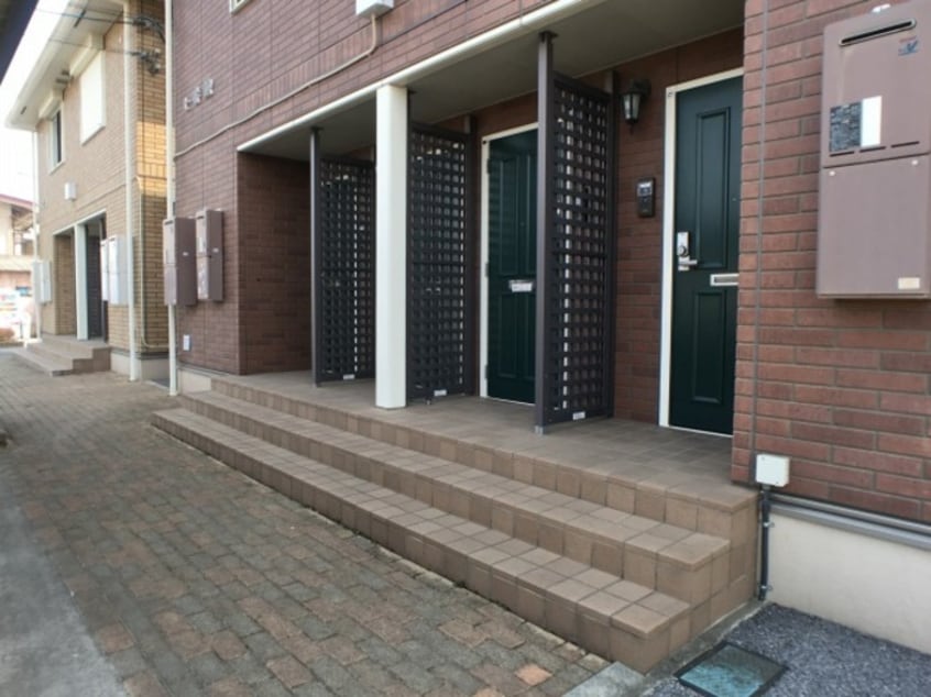 エントランス イーストヒルズ 七番館