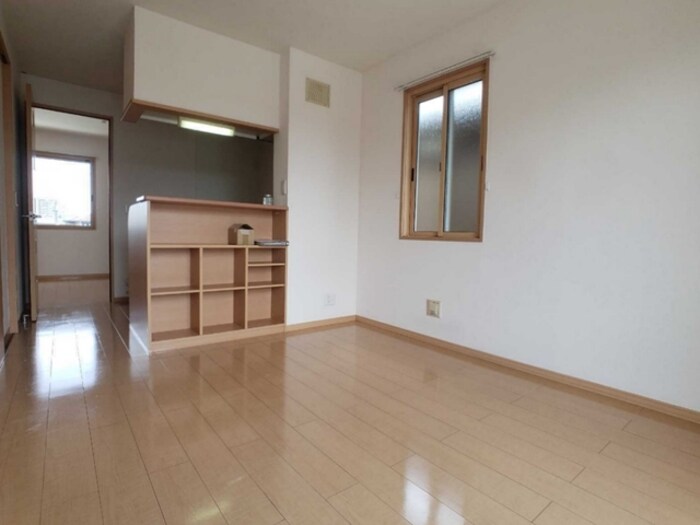 ＬＤＫ イーストヒルズ 七番館