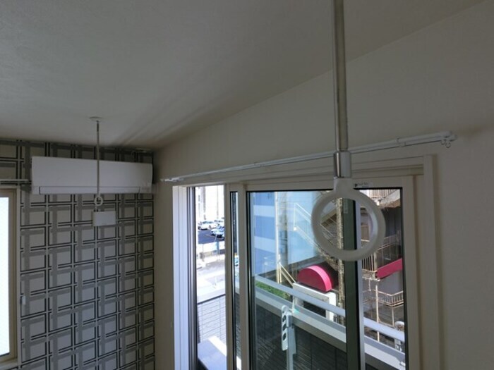 室内物干しとエアコン アンソレイエ・オリオン