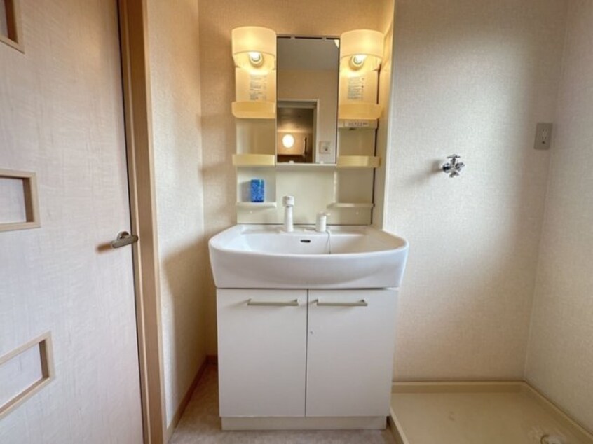 洗面所 ウィルモア･リブレ Ａ