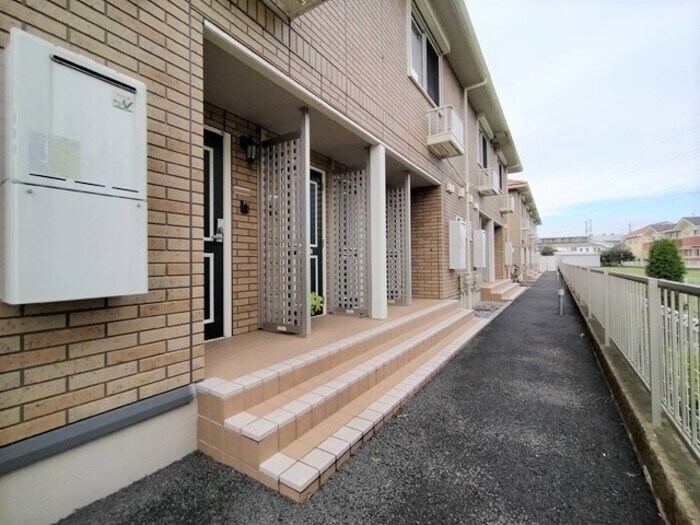 玄関前 アスタマニアーナ Ｂ