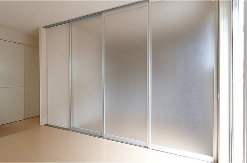 ライトスルースクリーン Ｒｅｖｅ・ｋ