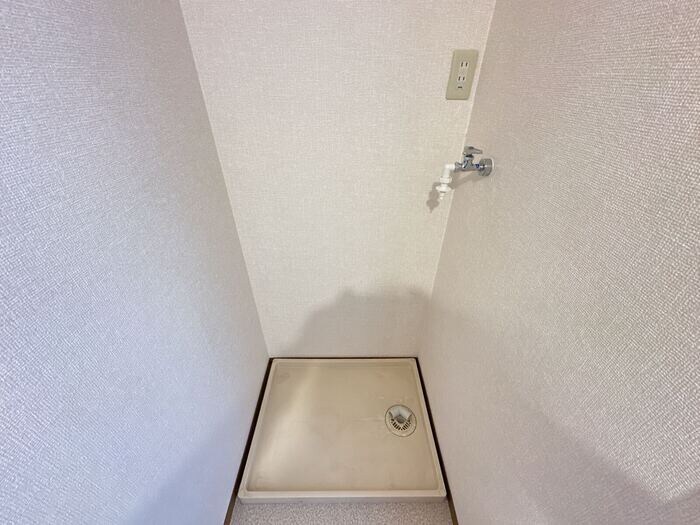 洗濯機置場 リビングタウン横田新町 Ｂ