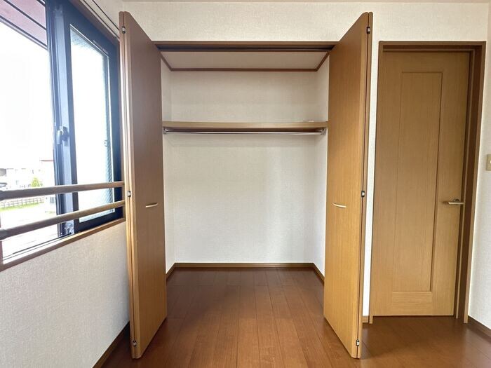 クローゼット リビングタウン横田新町 Ｂ