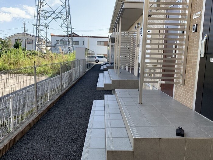 エントランス Ｒｅｖｅ・ｋ