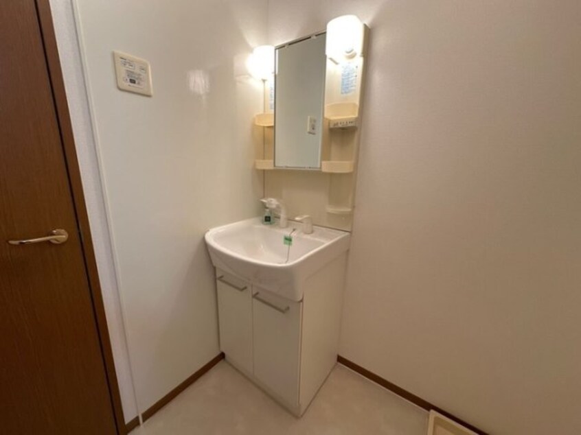 洗面所 パレット Ｄ