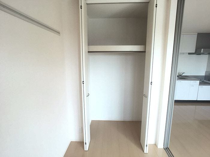 洋室・収納 アスタマニアーナ Ｃ