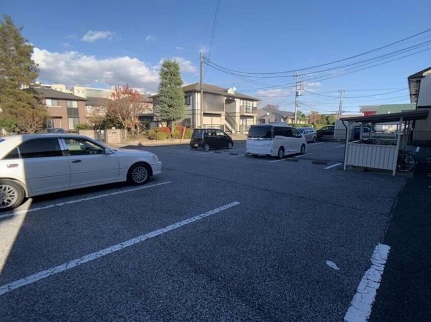 敷地内駐車場 メゾン･ボヌール Ｂ