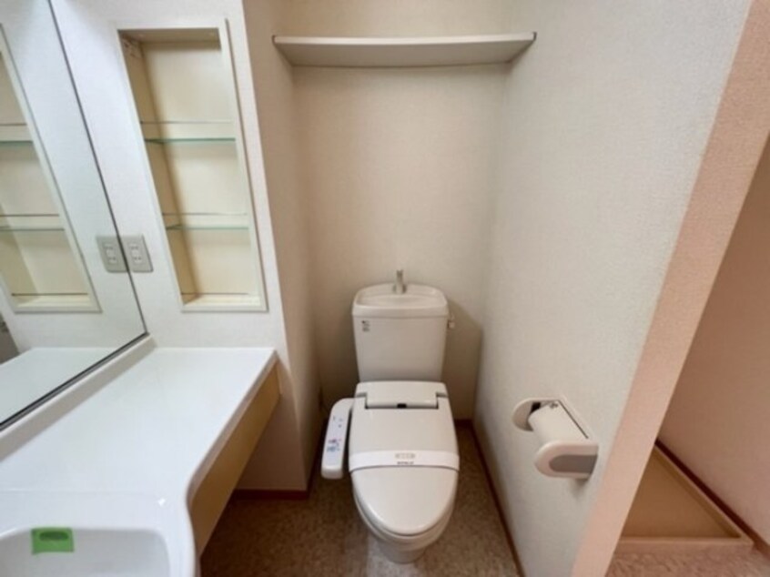 温水洗浄暖房便座のトイレ パルフェタムール