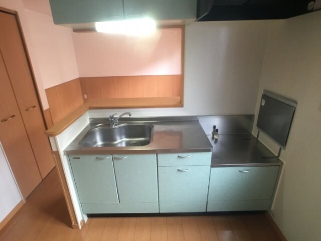 対面キッチン（上部収納棚付き） ディアクレスト Ｃ