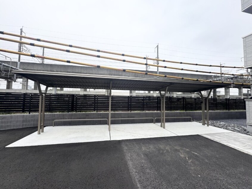 駐輪場 CLASSEUM元今泉