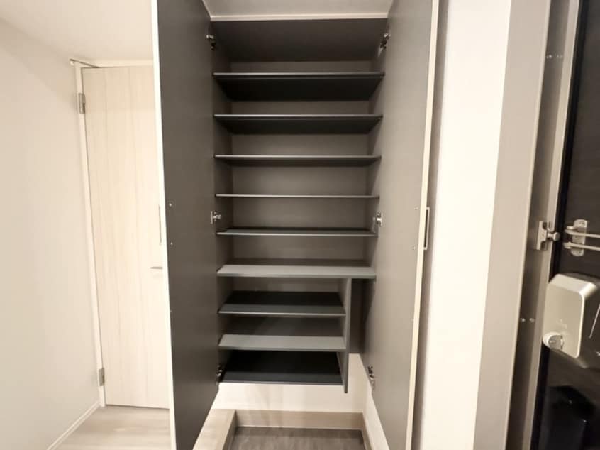 シューズボックス CLASSEUM元今泉