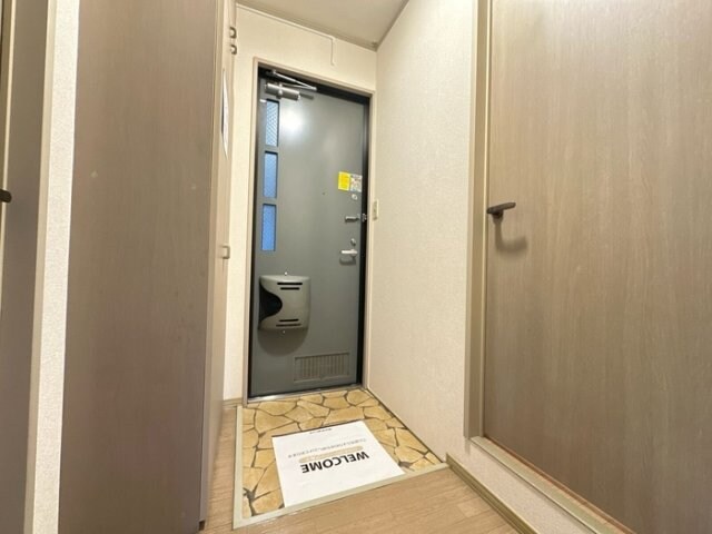 玄関 ユニヴェール