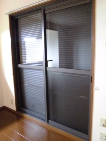 シャッター雨戸 プレアデス･コート Ｃ