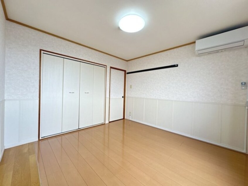 洋室 スカイプラザ宇梶 Ａ