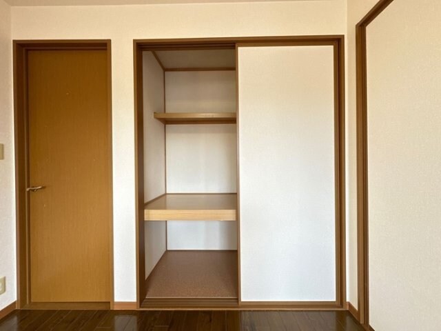 収納 グランフォーレ