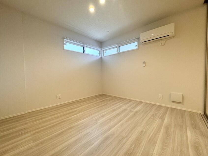 洋室 CLASSEUM元今泉