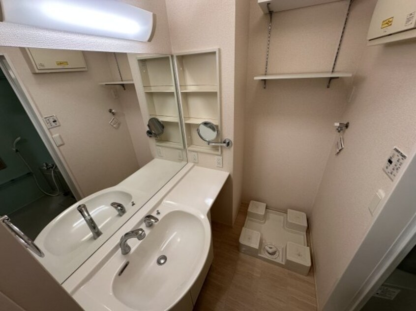 カウンター洗面台 ブルーム