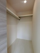 洋室・ウォークインクローゼット イーストコート Ｂ