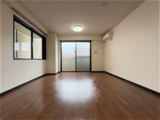 洋室 かねとビル 2F