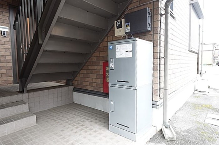 エントランス（宅配ボックス付き） ディアクレスト Ｂ