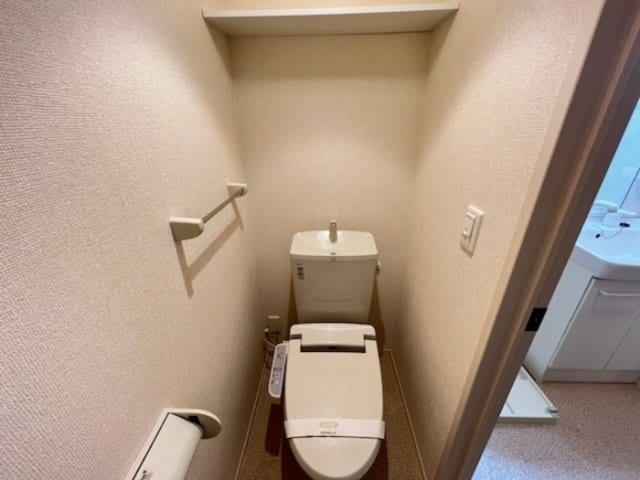 温水洗浄暖房便座のトイレ クレセント