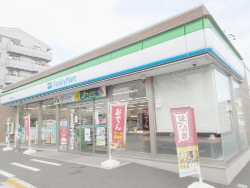 ファミリーマート宇都宮今泉町店(コンビニ)まで347m クレセント