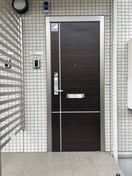 玄関前 ラ･ルーチェ