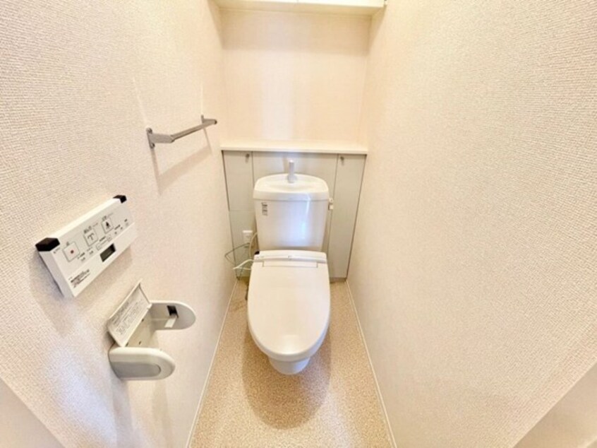 温水暖房便座付きトイレ ハイツエスペランサ Ｂ