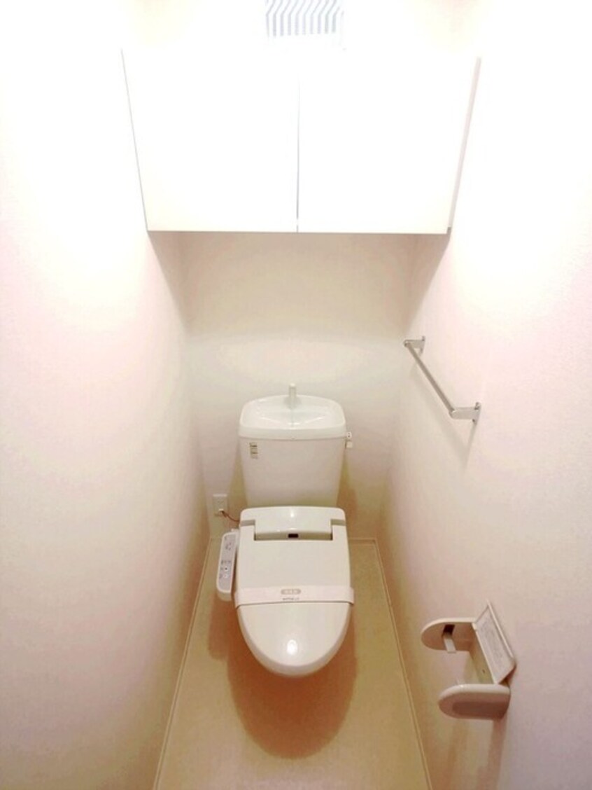 温水洗浄暖房便座のトイレ クレストコート Ｂ