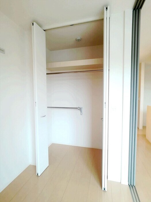 ウォークインクローゼット クレストコート Ｂ