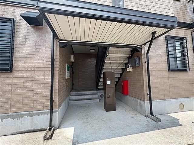 エントランス ロイヤルガーデン