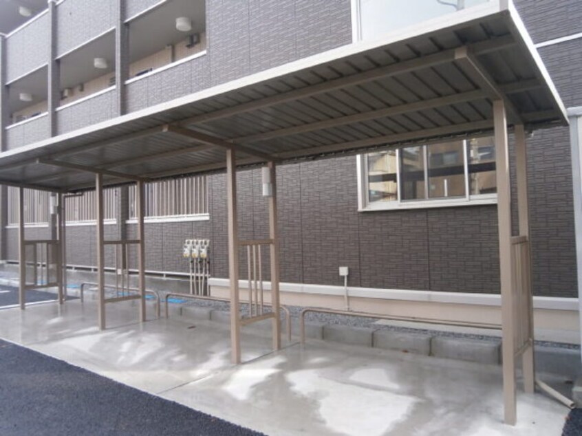 駐輪場 ＧＲＡＮＤＦＯＲＴ ＣＨＯＥＩ