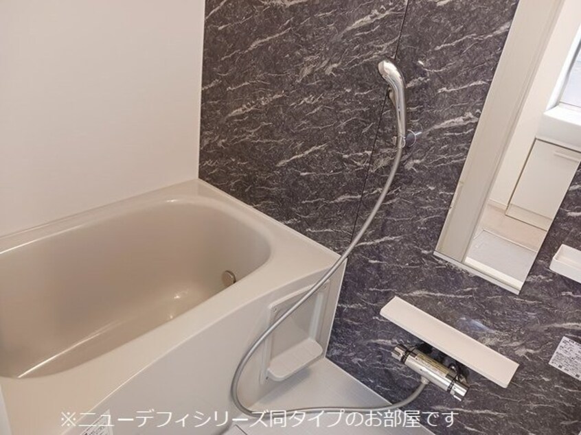  ラピスＢ